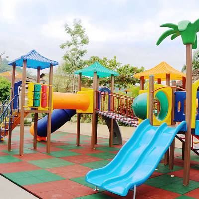 Playgrounds Ecológicos - Eco Playground
